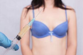 Augmentation mammaire avec injections d'acide hyaluronique